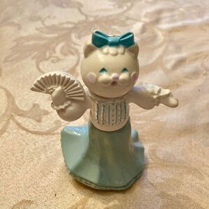 Avon Felina Fluffles Pink & Pretty Perfume Bottle